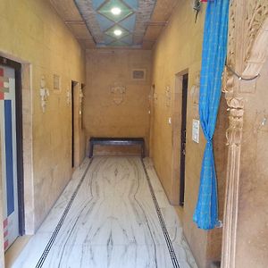 Hotel Qutub Villa